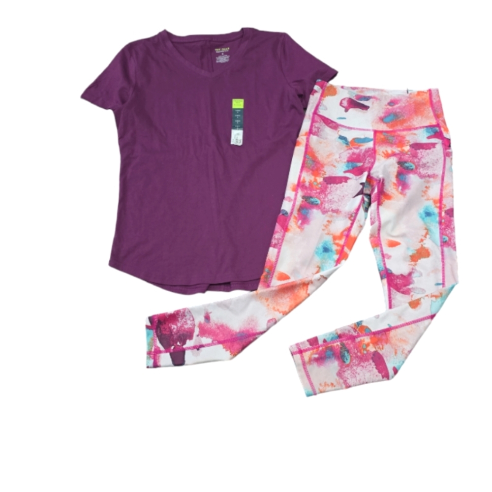 New with tags! Tek gear shirt and leggings both size small